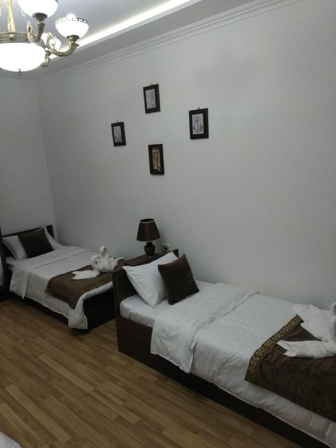 סמרקנד Guest House Safina-S&D מראה חיצוני תמונה
